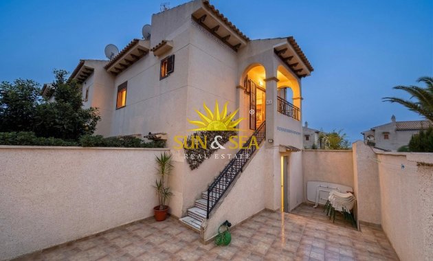 Townhouse - Lange Termijn Verhuur - Torrevieja - Nueva Torrevieja - Aguas Nuevas