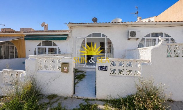 Townhouse - Resale - Torrevieja - SS00-629J