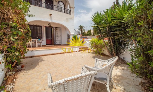 Townhouse - Wiederverkauf - Torrevieja - Torreblanca