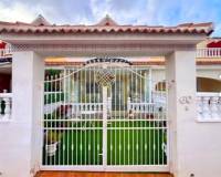 Venta - Chalet - Benijofar