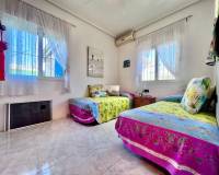 Venta - Chalet - Orihuela Costa - La Zenia