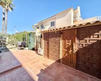 Venta - Chalet - Torrevieja - Urb. Jardín del Mar