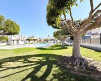 Venta - Chalet - Torrevieja - Urb. Jardín del Mar