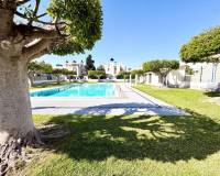 Venta - Chalet - Torrevieja - Urb. Jardín del Mar