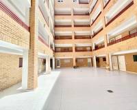 Venta - Ground Floor - Torrevieja - Centro