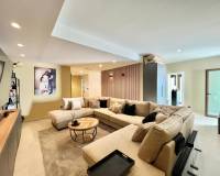 Venta - Villa / Semi separado - Algorfa