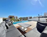 Venta - Villa / Semi separado - Algorfa