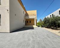 Venta - Villa / Semi separado - Orihuela Costa - Cabo Roig