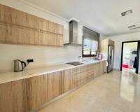 Venta - Villa / Semi separado - Orihuela Costa - Cabo Roig