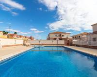 Venta - Villa / Semi separado - Orihuela Costa - Cabo Roig