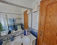 Venta - Villa / Semi separado - Orihuela Costa - La Regia