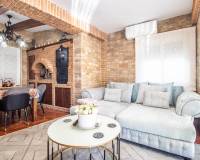 Venta - Villa / Semi separado - Orihuela Costa - La Zenia