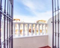 Venta - Villa / Semi separado - Orihuela Costa - La Zenia