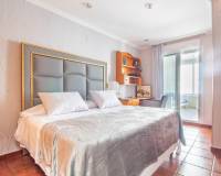 Venta - Villa / Semi separado - Orihuela Costa - La Zenia