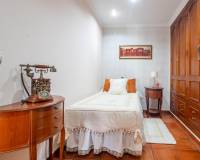 Venta - Villa / Semi separado - Orihuela Costa - La Zenia