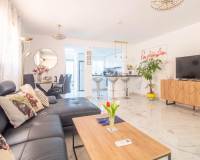 Venta - Villa / Semi separado - Torrevieja - Acequion