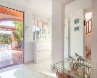 Venta - Villa / Semi separado - Torrevieja - Acequion