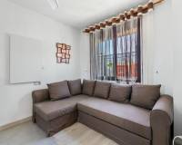 Venta - Villa / Semi separado - Torrevieja - Aguas Nuevas