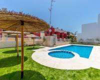 Venta - Villa / Semi separado - Torrevieja - Aguas Nuevas