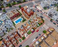 Venta - Villa / Semi separado - Torrevieja - Aguas Nuevas