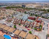 Venta - Villa / Semi separado - Torrevieja - Aguas Nuevas