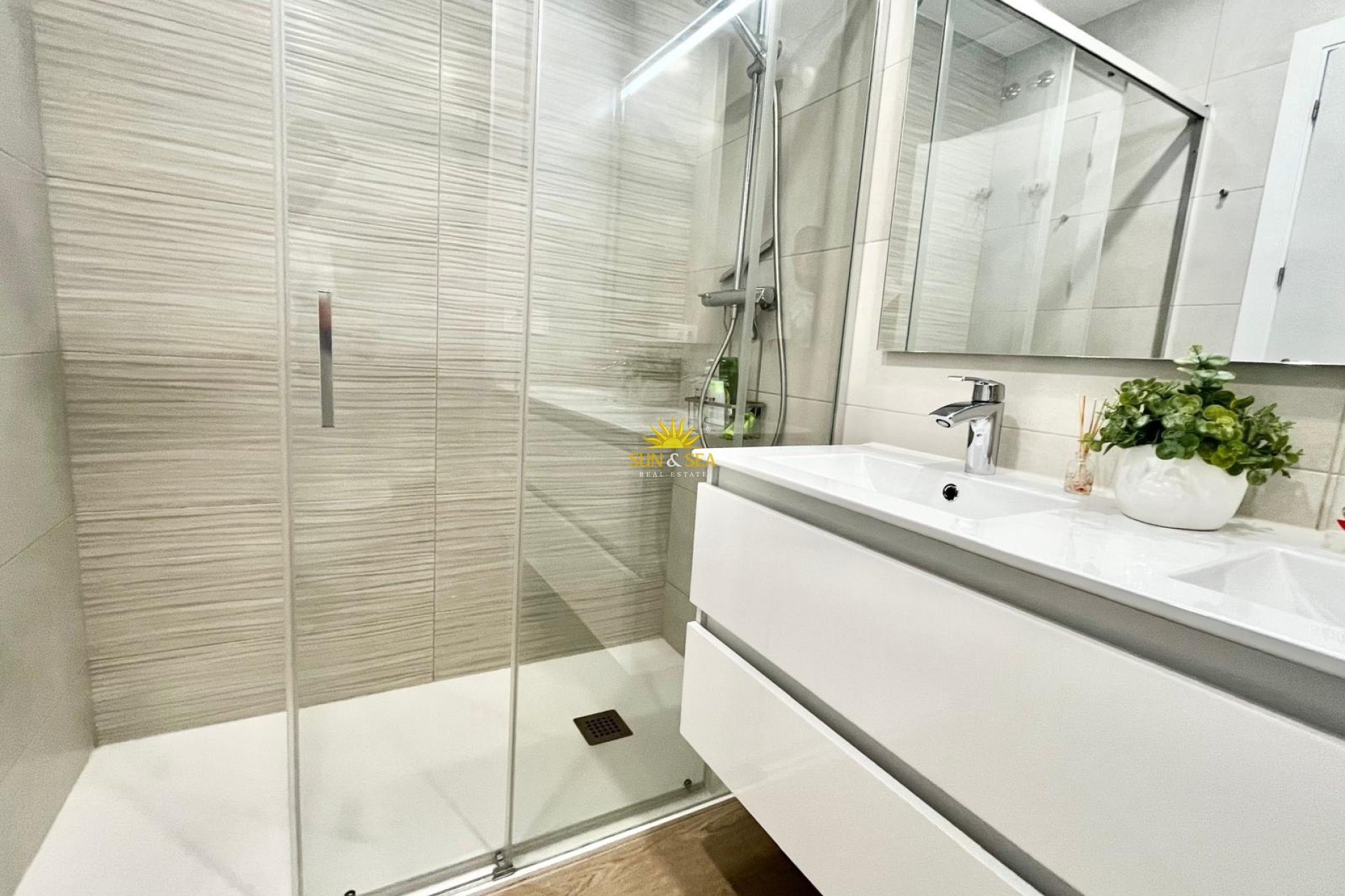 Verhuur Korte Termijn - Appartement - Benidorm