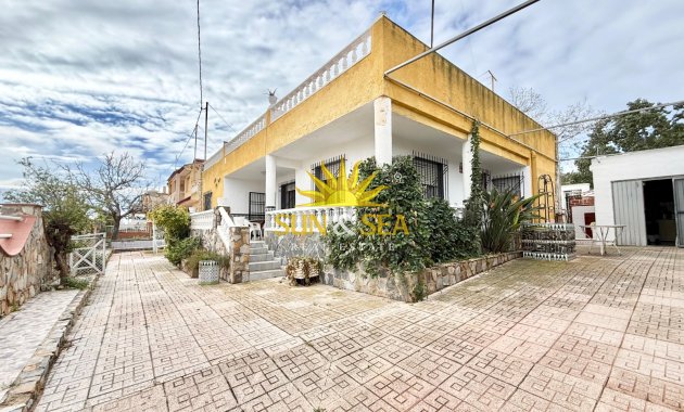 Villa - Herverkoop -  - 