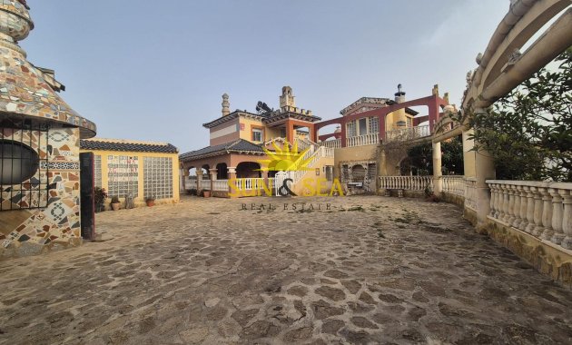 Villa Independiente - Reventa - Orihuela - Orihuela