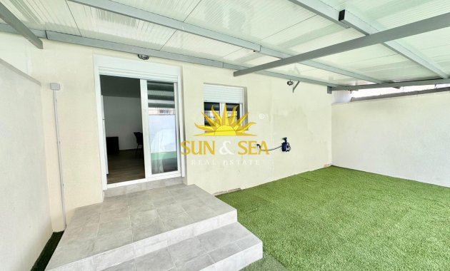 Villa - Lange Termijn Verhuur -  - Orihuela