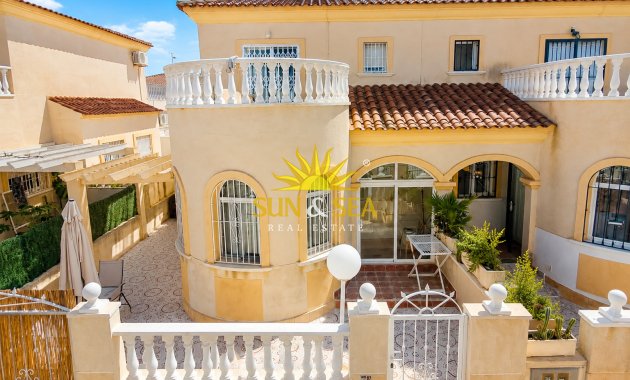 Villa - Lange Termijn Verhuur - Torrevieja - Aguas Nuevas