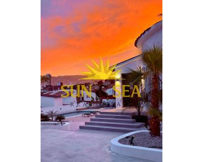 Villa - Location longue durée - Calpe - RENT-3105MG