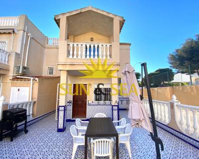 Villa - Location longue durée - Torrevieja - RENT-1301S