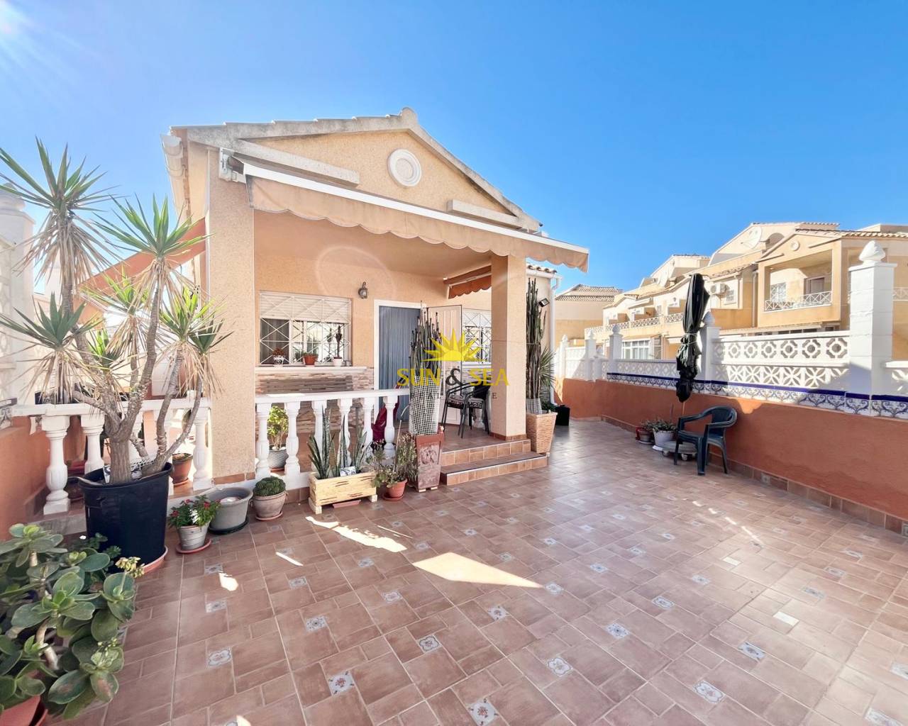 Villa - Location longue durée - Torrevieja - torrevieja