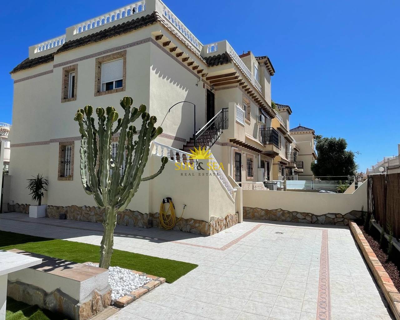 Villa - Long time Rental - Orihuela Costa - La Florida
