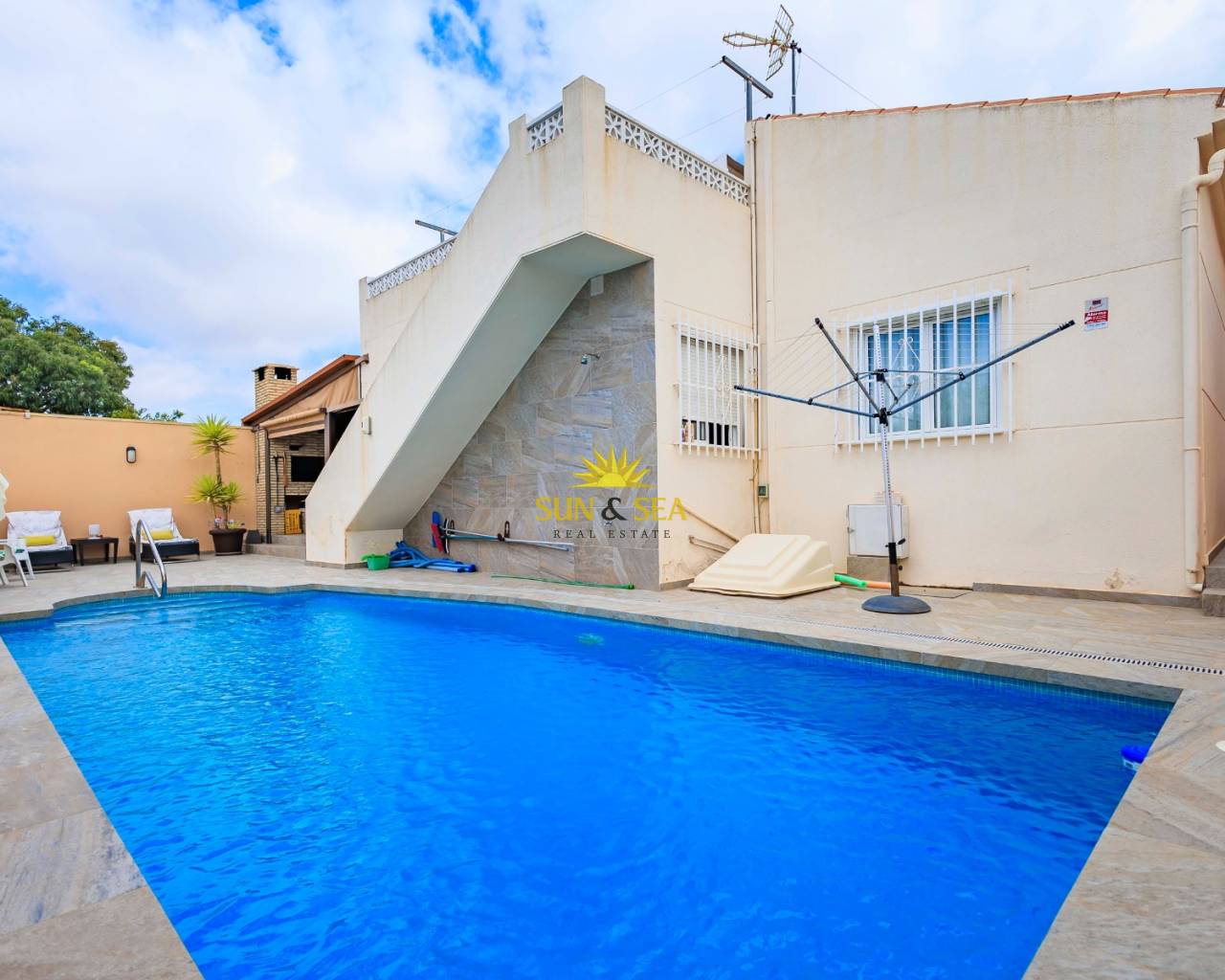 Villa - Перепродажа - Torrevieja - El Chaparral