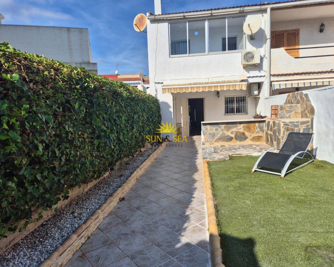 Villa - Перепродажа - Torrevieja - Los balcones