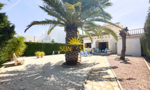 Villa - Revente - Orihuela Costa - La Zenia