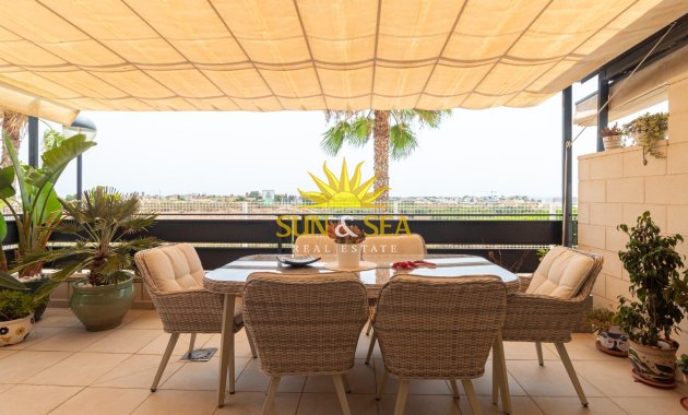 Villa / Semi detached - Перепродажа - Orihuela Costa - Lomas de Cabo Roig