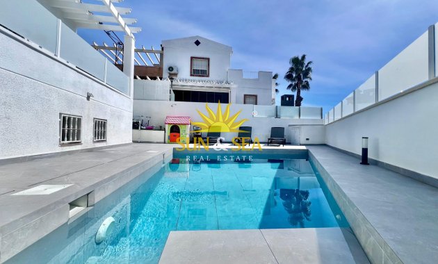 Villa - Wiederverkauf - San Miguel de Salinas - Las filipinas