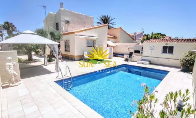 Vrijstaande villa - Verhuur Korte Termijn - Torrevieja - Parque de las Naciones