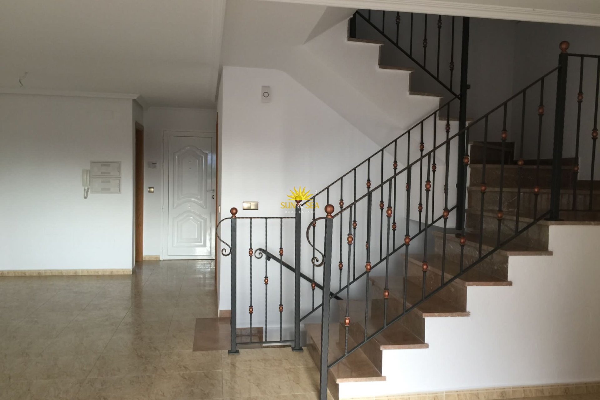 Wiederverkauf - Duplex - Daya Nueva