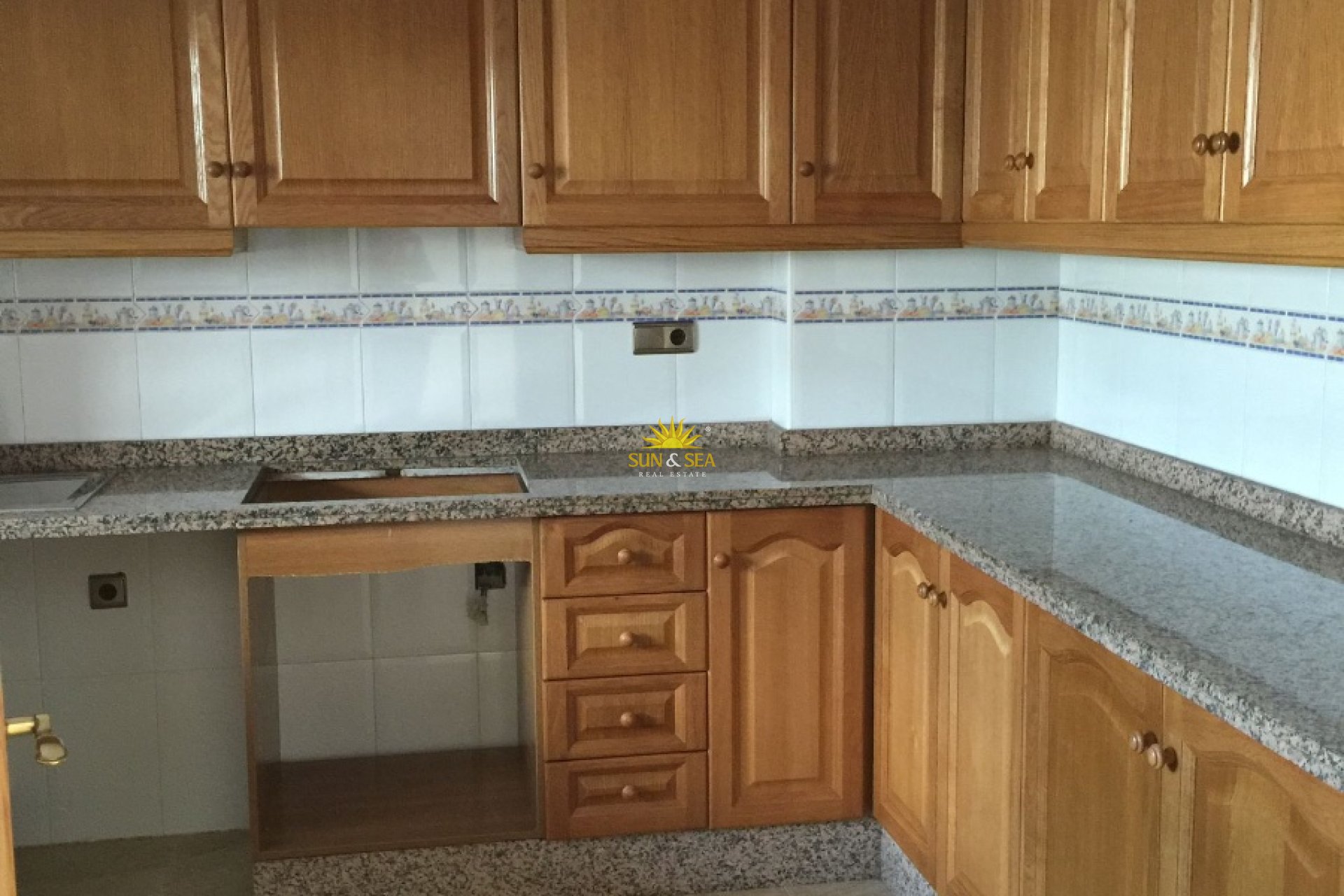 Wiederverkauf - Duplex - Daya Nueva