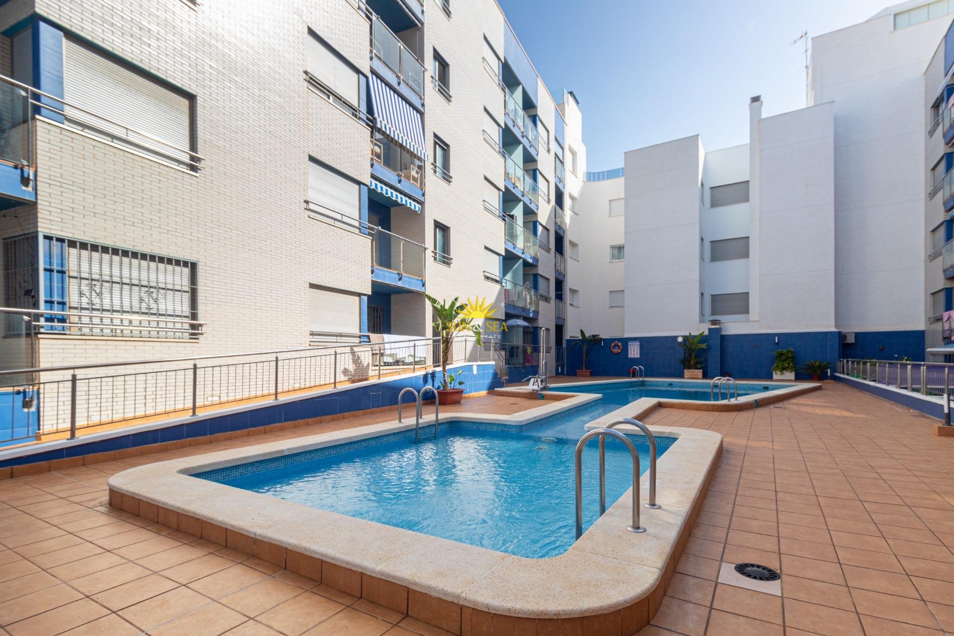 Wiederverkauf - Flat - Torrevieja - Playa de los locos