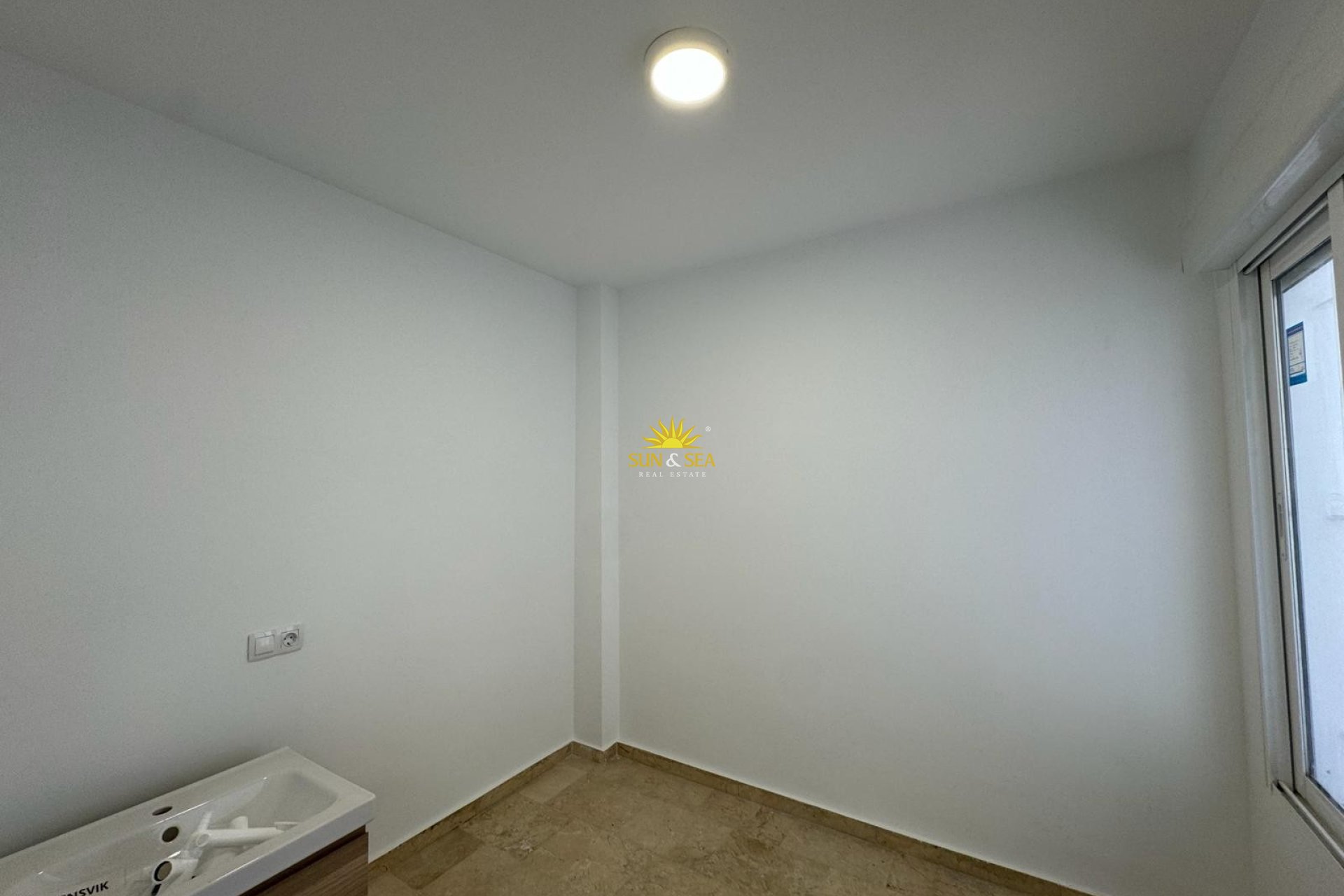 Wiederverkauf - Ground Floor - Torrevieja - Playa del Cura