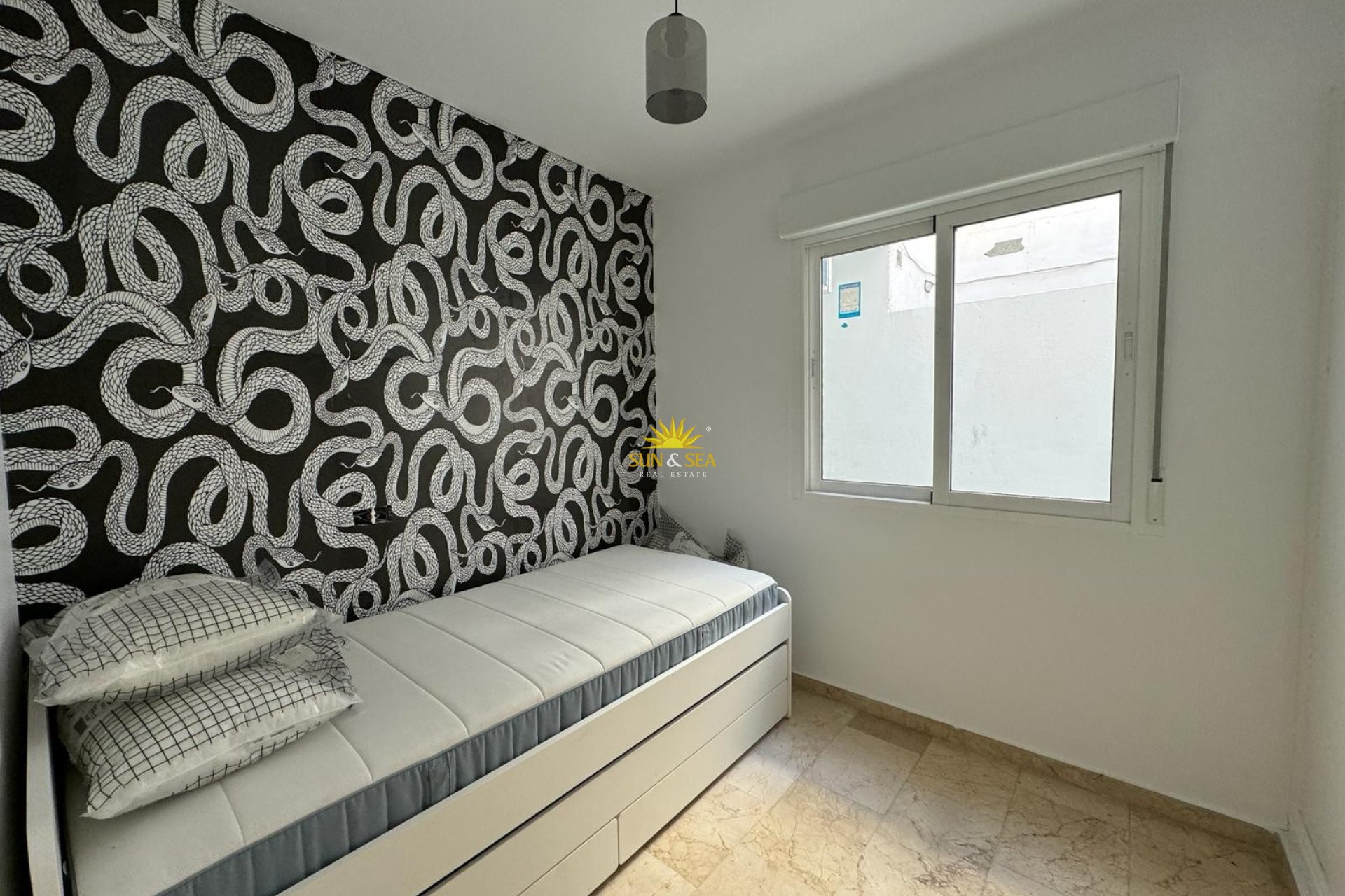 Wiederverkauf - Ground Floor - Torrevieja - Playa del Cura