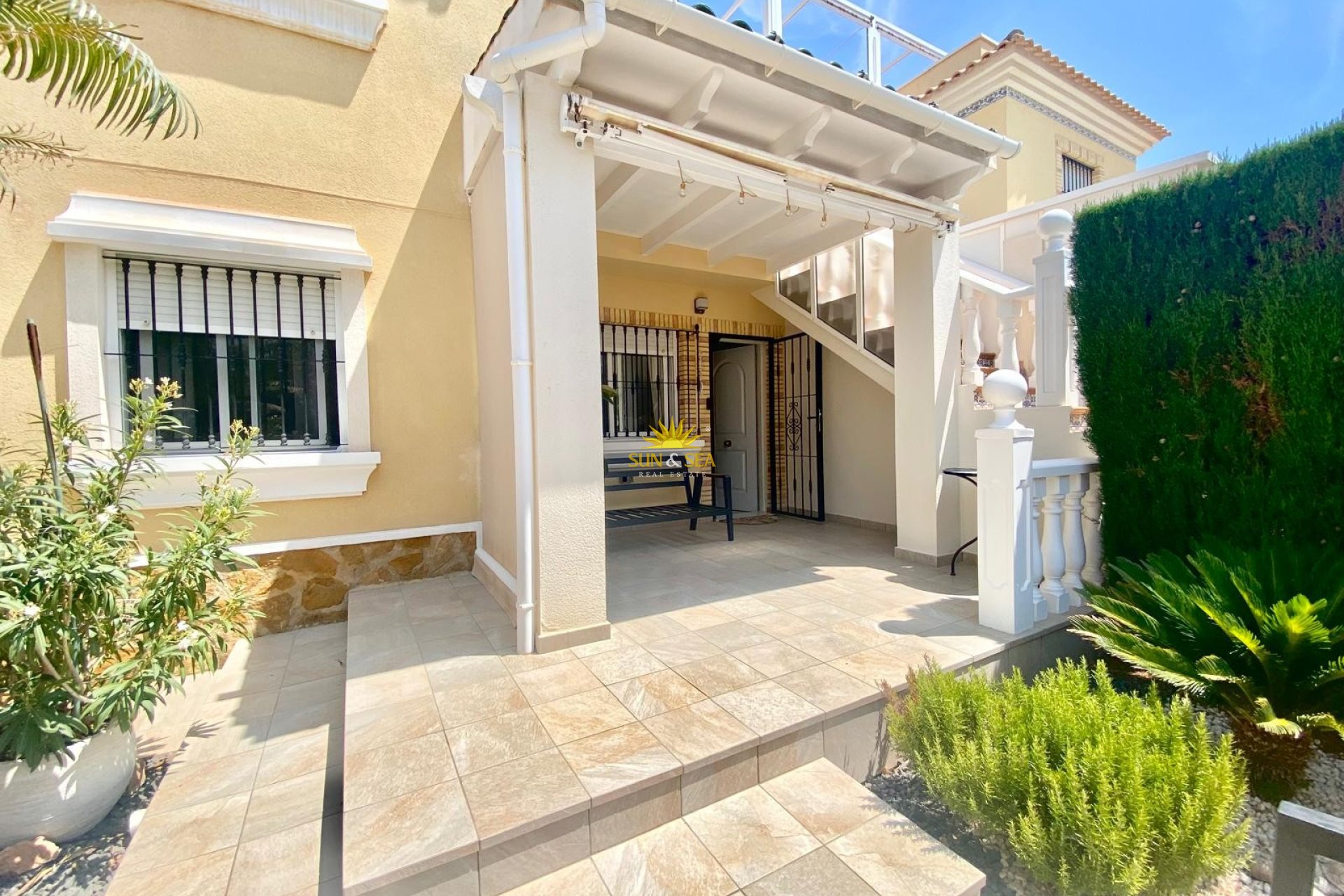 Wiederverkauf - Reihenhaus - Orihuela Costa - Villamartín