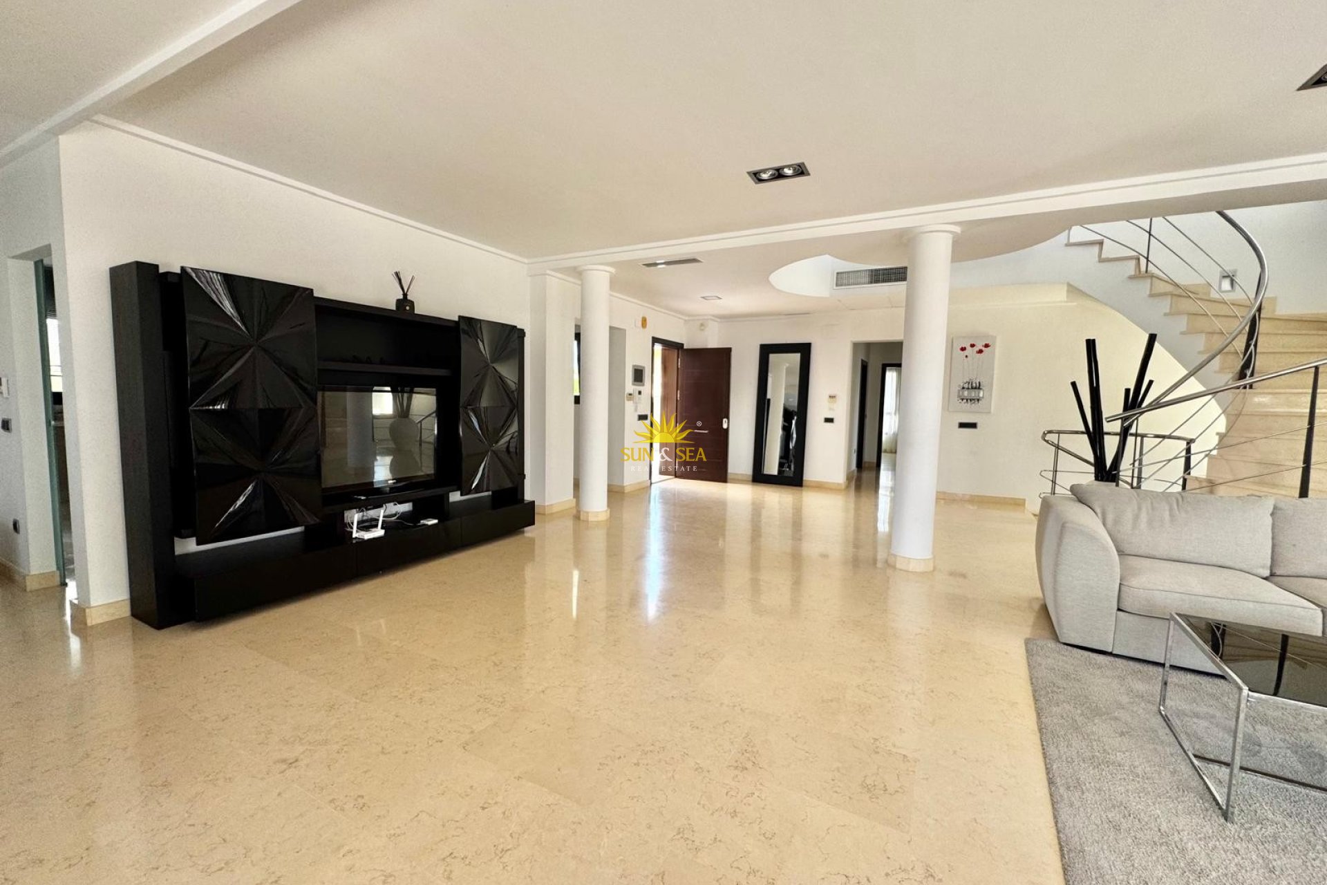 Wiederverkauf - Villa / Doppelhaushälfte - Orihuela Costa - Cabo Roig