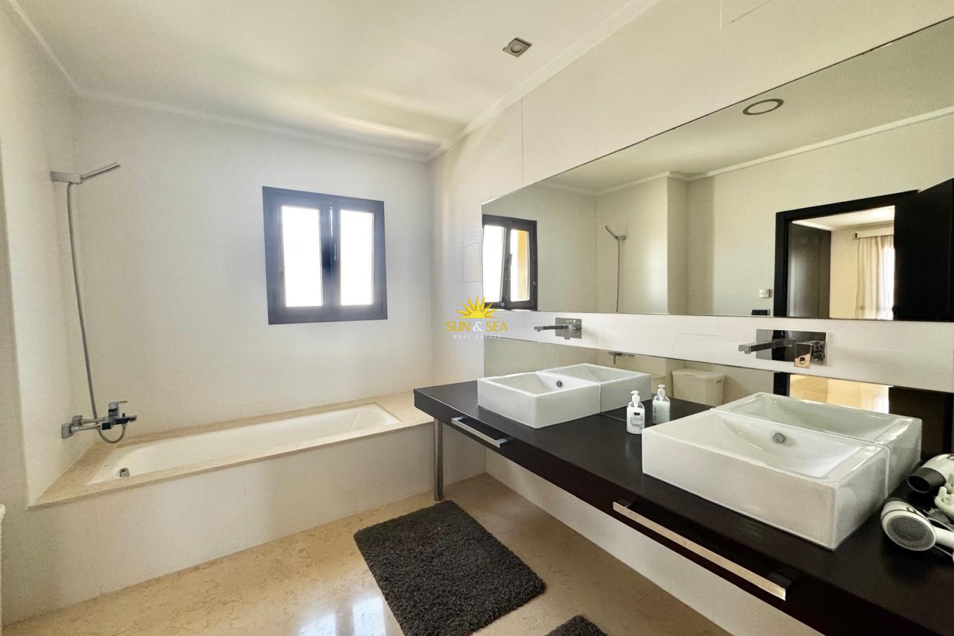 Wiederverkauf - Villa / Doppelhaushälfte - Orihuela Costa - Cabo Roig