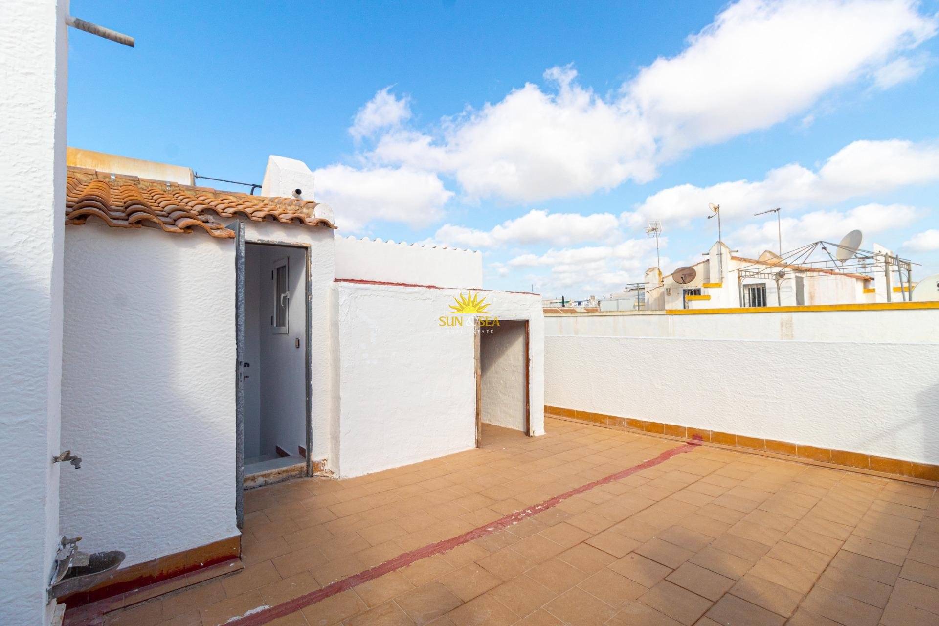Wiederverkauf - Villa / Doppelhaushälfte - Orihuela Costa - La Florida