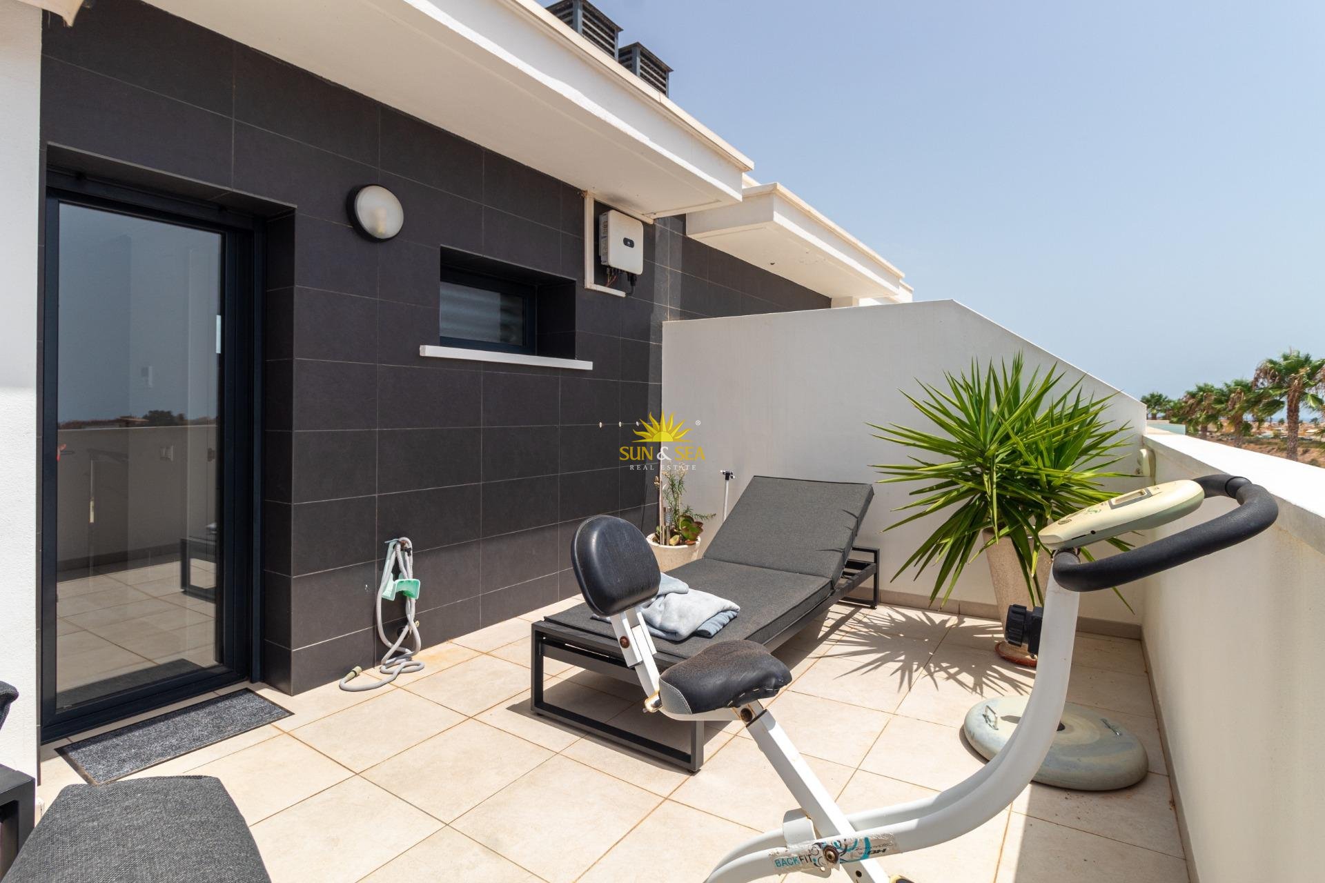 Wiederverkauf - Villa / Doppelhaushälfte - Orihuela Costa - Lomas de Cabo Roig